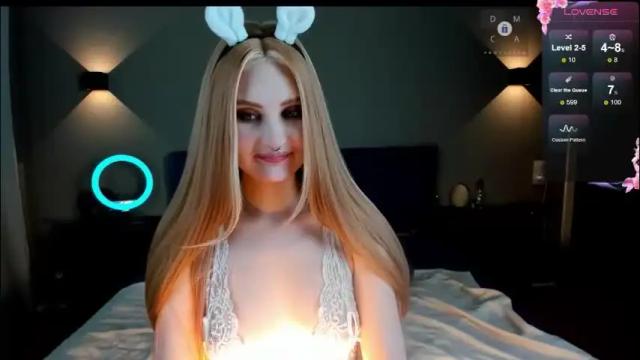Image 3 of riawoods Stream on Chaturbate on 1 month ago