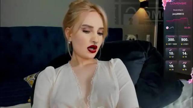 Image 7 of riawoods Stream on Chaturbate on 1 month ago