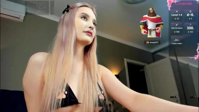 Image 2 of riawoods Stream on Chaturbate on 20 days ago