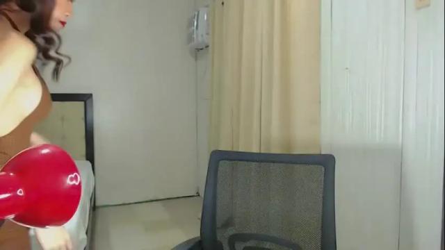 Image 12 of ricalicious19 Stream on Chaturbate on 11 days ago