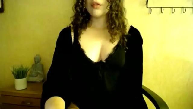 Image 6 of ricciolina__ Stream on Chaturbate on 14 months ago