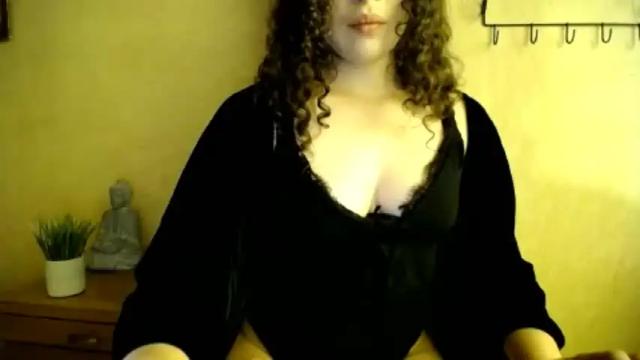 Thumbnail 3, ricciolina__'s Stream at Chaturbate, 13 months ago
