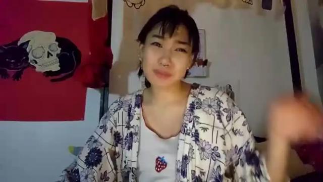 Image 2 of ricebunnybaby Stream on Chaturbate on 15 months ago