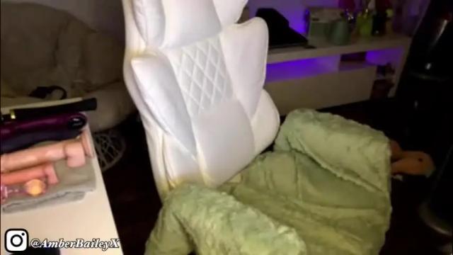 Image 8 of richhousewives Stream on Chaturbate on 1 month ago