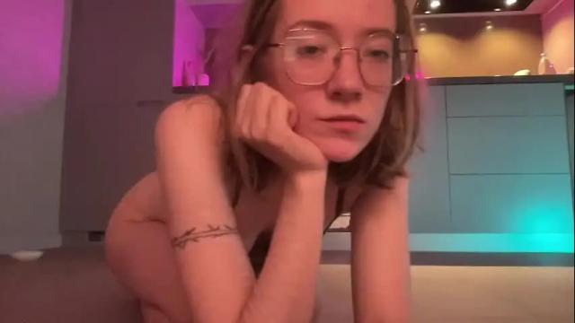 Image 2 of rickisanchez Stream on Chaturbate on 4 months ago