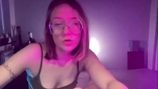Image 7 of rickisanchez Stream on Chaturbate on 4 months ago
