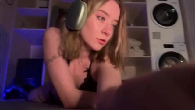 Image 12 of rickisanchez Stream on Chaturbate on 2 months ago