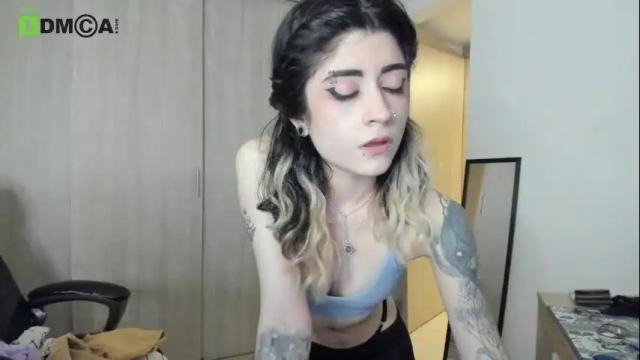 Image 3 of rickydicot_13 Stream on Chaturbate on 1 month ago