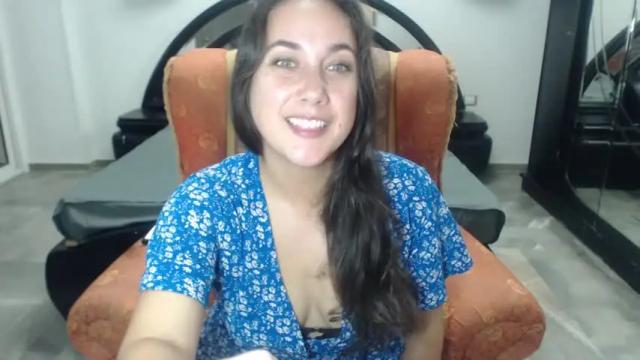 Image 2 of ridingeve Stream on Chaturbate on 17 months ago