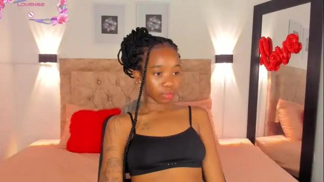 Image 8 of rihana_hot01 Stream on Chaturbate on 23 days ago