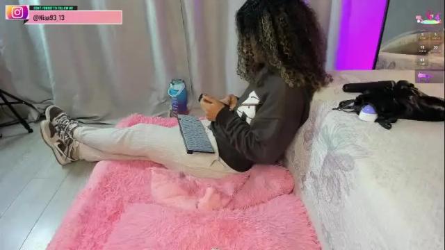 Image 3 of rihannadeep Stream on Chaturbate on 17 days ago