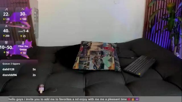 Image 11 of rihannagil Stream on Chaturbate on 1 month ago