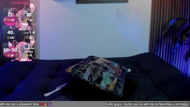 Image 8 of rihannagil Stream on Chaturbate on 1 month ago