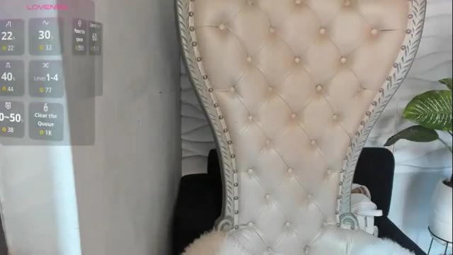 Image 4 of rihannagil Stream on Chaturbate on 1 month ago