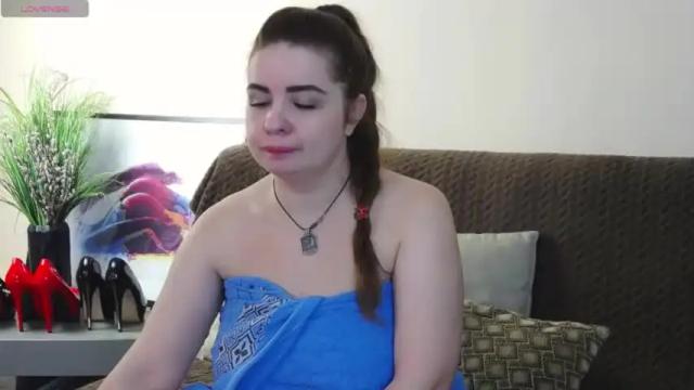 Image 2 of riisea Stream on Chaturbate on 14 months ago