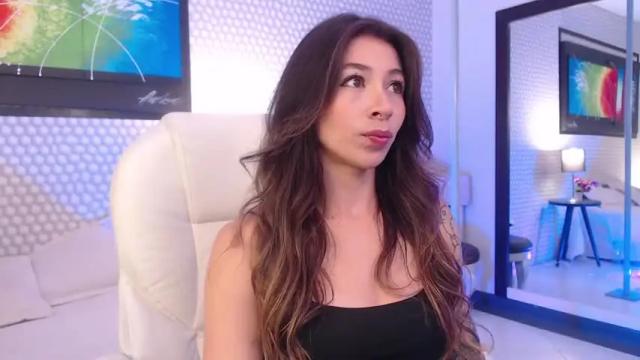Thumbnail 1, riley_bensongh's Stream at Chaturbate, 13 months ago