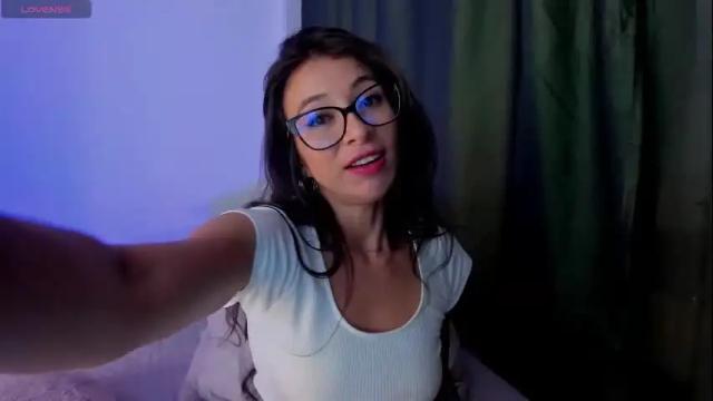 Image 7 of riley_bensongh Stream on Chaturbate on 19 hours ago