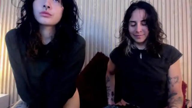 Image 7 of riley_colors Stream on Chaturbate on 3 months ago
