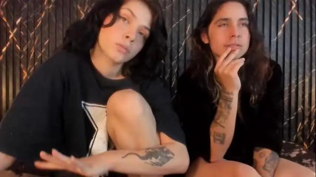 Image 7 of riley_colors Stream on Chaturbate on 2 months ago