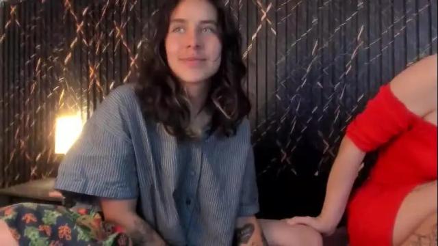 Image 7 of riley_colors Stream on Chaturbate on 1 month ago