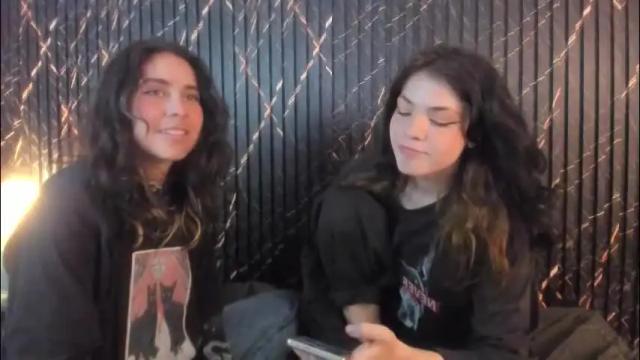 Thumbnail 3, riley_colors's Stream at Chaturbate, 1 month ago