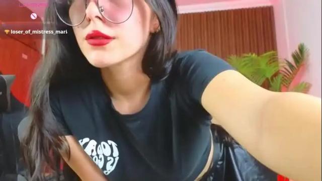 Image 12 of riley_sierra Stream on Chaturbate on 2 days ago