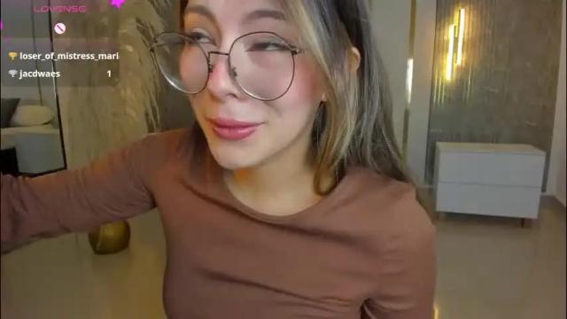 Image 2 of riley_sierra Stream on Chaturbate on 1 month ago