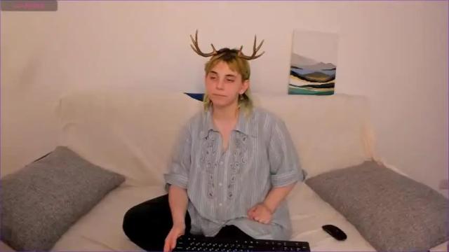 Image 10 of rileycliffside Stream on Chaturbate on 14 months ago