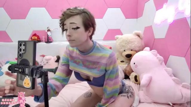 Image 12 of rileycyriis Stream on Chaturbate on 1 month ago