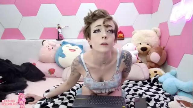 Image 10 of rileycyriis Stream on Chaturbate on 1 month ago