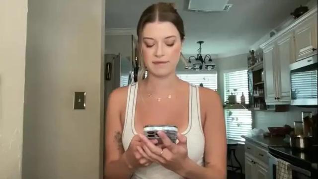 Image 2 of rileydepp Stream on Chaturbate on 6 months ago