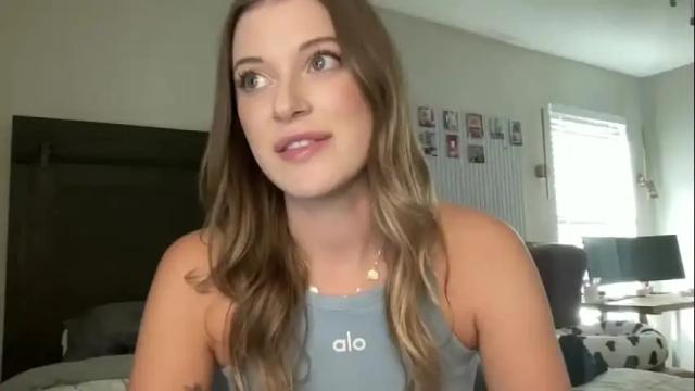 Image 7 of rileydepp Stream on Chaturbate on 4 months ago