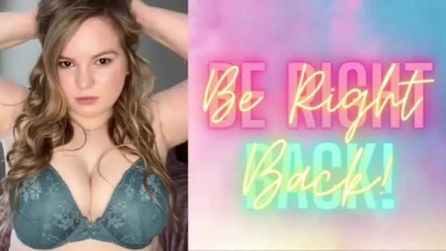 Image 7 of rileyparks121389 Stream on Chaturbate on 12 months ago
