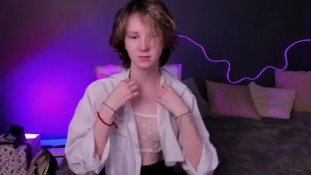 Image 11 of rina_dee Stream on Chaturbate on 15 months ago