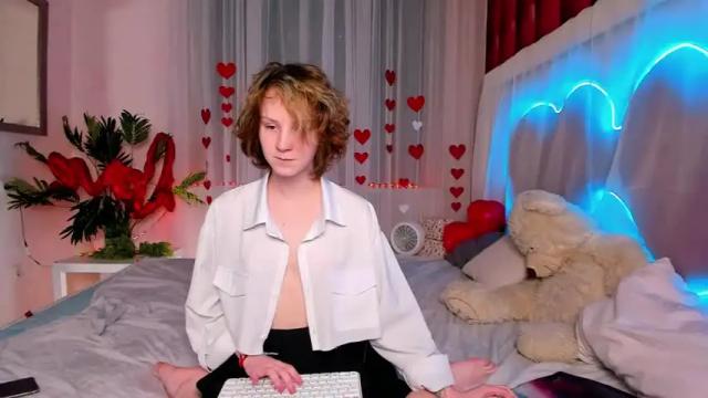 Image 10 of rina_dee Stream on Chaturbate on 15 months ago