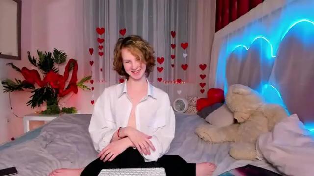 Image 12 of rina_dee Stream on Chaturbate on 15 months ago