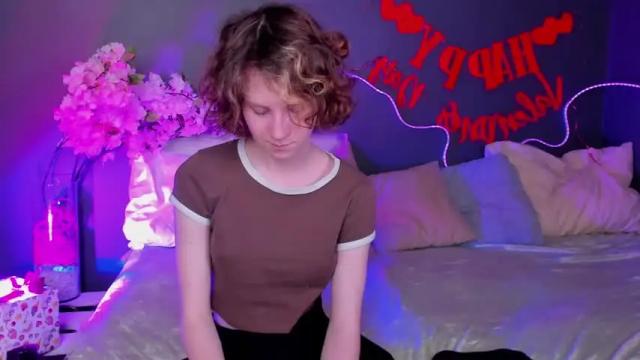 Image 8 of rina_dee Stream on Chaturbate on 15 months ago