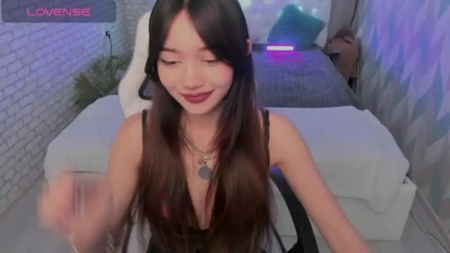 Image 11 of rinabrin Stream on Chaturbate on 22 months ago