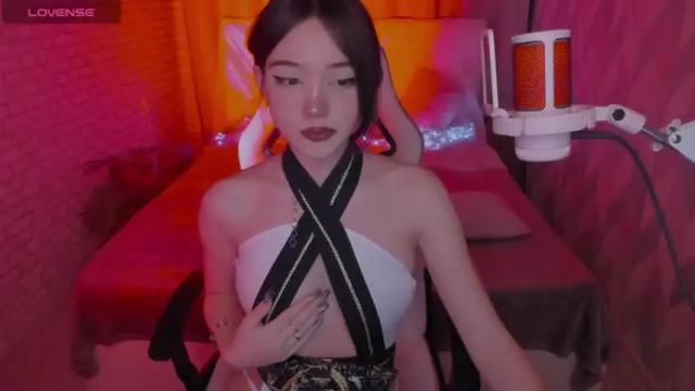 Image 10 of rinabrin Stream on Chaturbate on 21 months ago