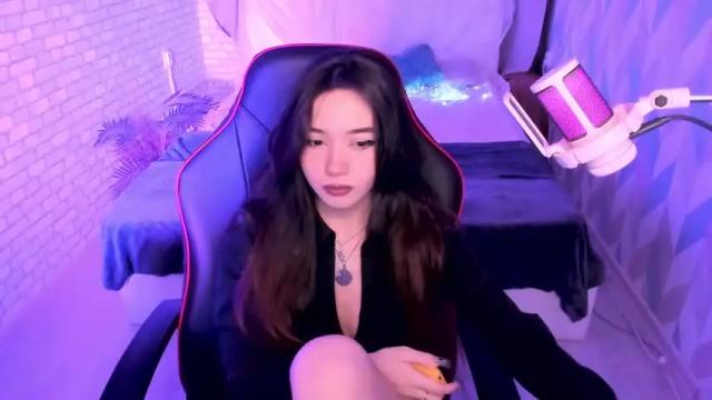 Image 12 of rinabrin Stream on Chaturbate on 21 months ago