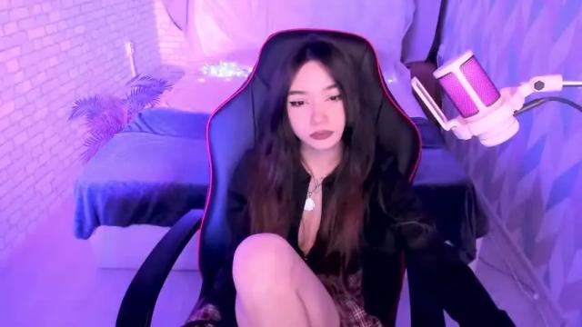 Image 2 of rinabrin Stream on Chaturbate on 21 months ago