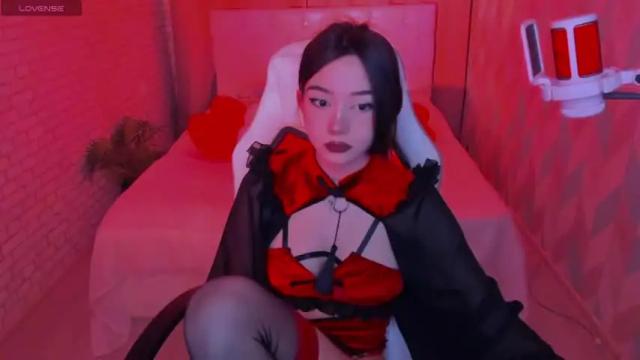 Image 2 of rinabrin Stream on Chaturbate on 20 months ago