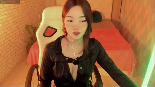 Image 7 of rinabrin Stream on Chaturbate on 19 months ago