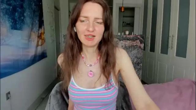 Image 3 of rinacandy Stream on Chaturbate on 26 days ago