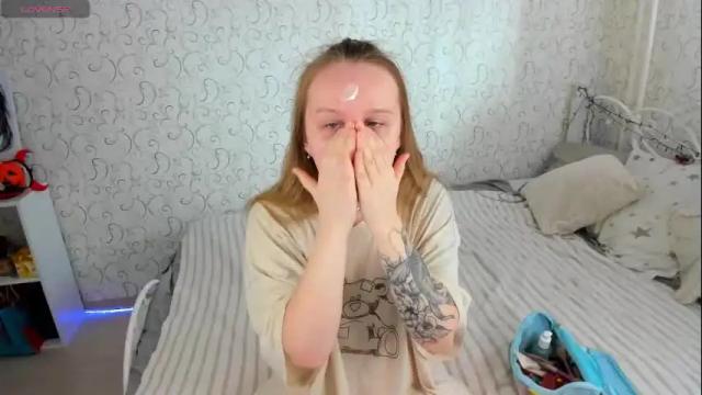 Image 2 of rinamote Stream on Chaturbate on 5 months ago