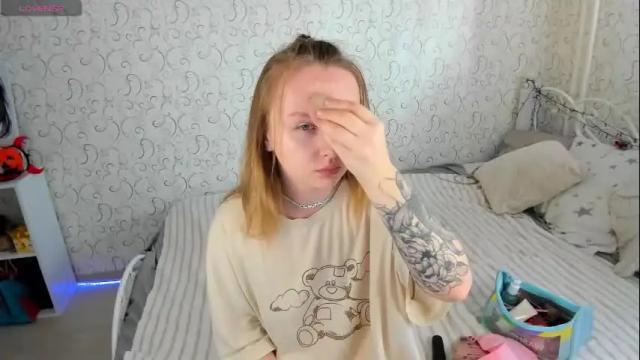 Image 3 of rinamote Stream on Chaturbate on 5 months ago