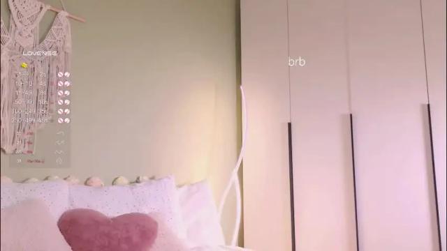 Image 11 of rinassecret Stream on Chaturbate on 2 months ago