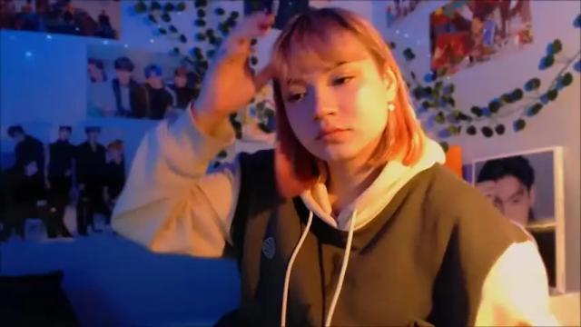 Image 4 of rini_miu Stream on Chaturbate on 24 months ago