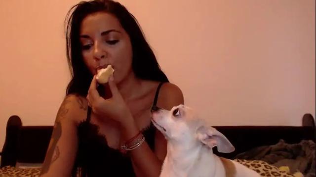 Image 11 of riri_mojo_92 Stream on Chaturbate on 27 days ago