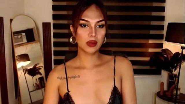 Image 3 of ririmoorets Stream on Chaturbate on 8 days ago